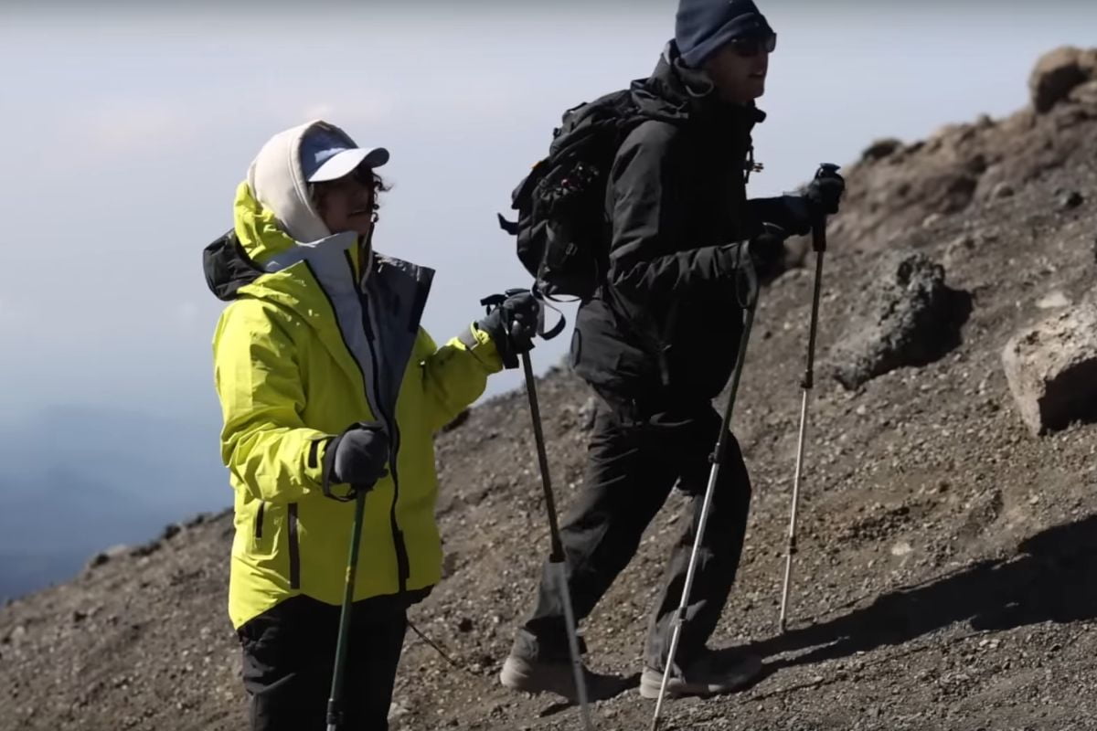 Seb la frite et lena situations Kilimanjaro