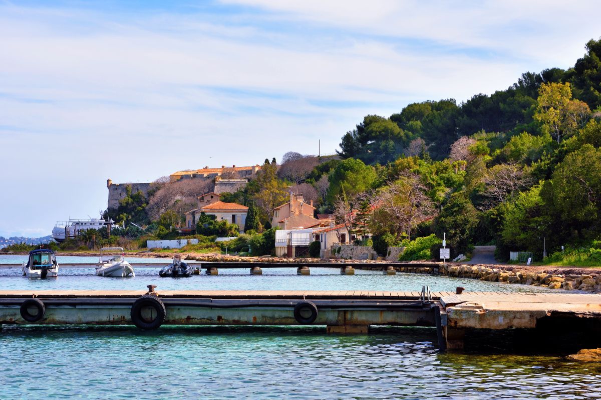 Plus belles îles long côte azur