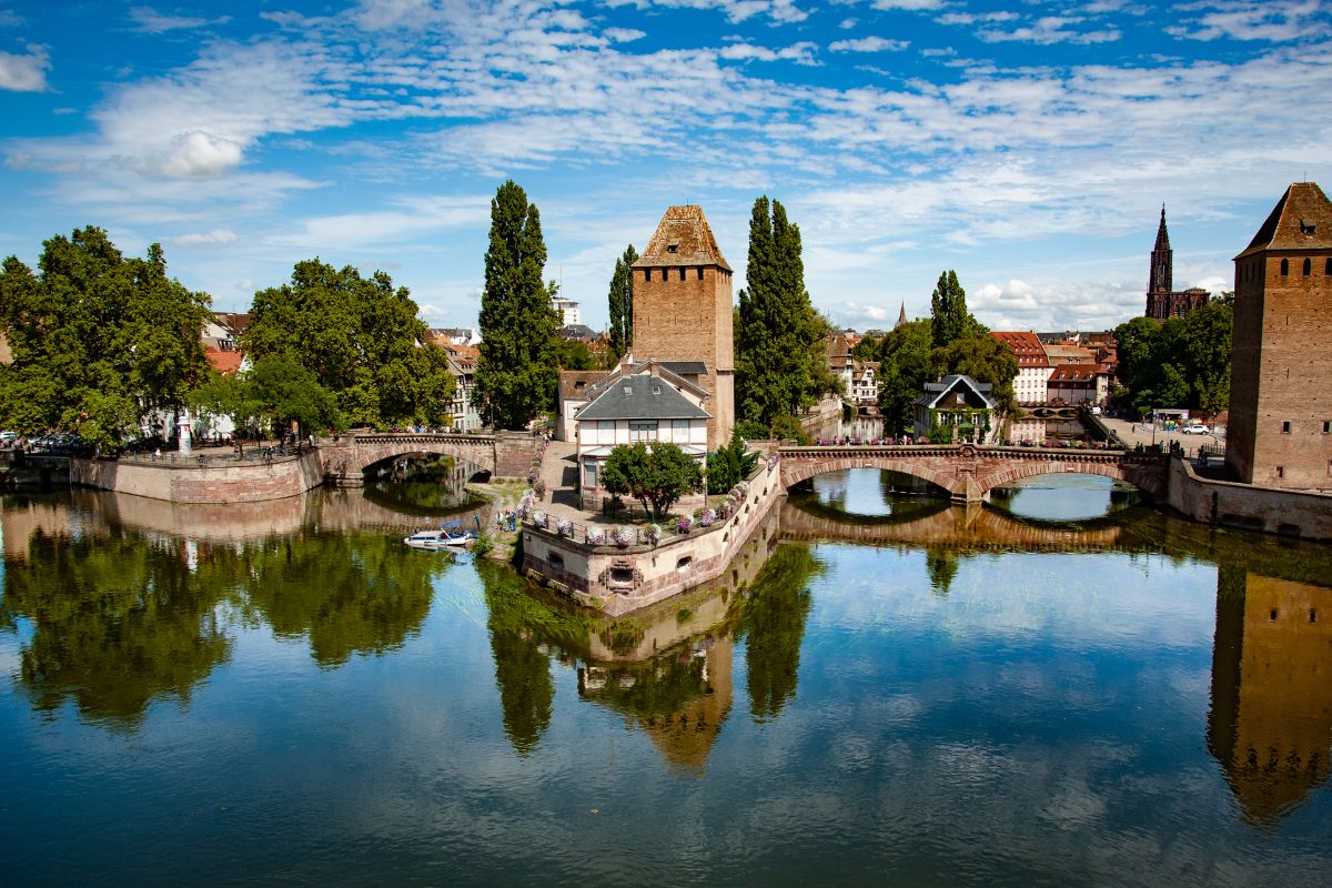 Les 5 plus grandes régions de France