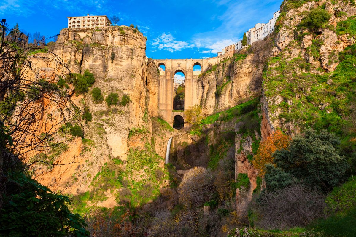 Andalousie en 7 jours : Que visiter et où dormir en 2024 ?