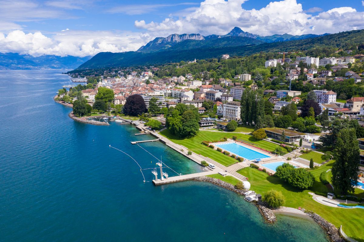 Évian-les-Bains