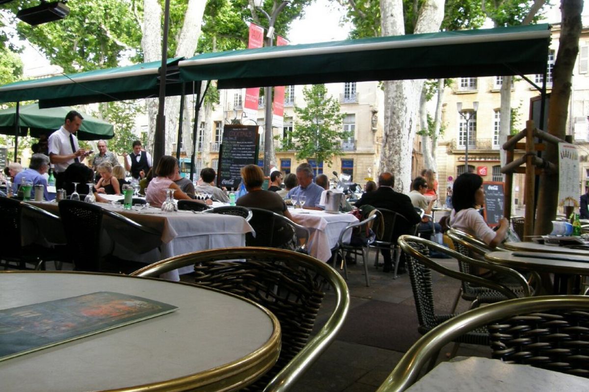 Les Deux Garçons
