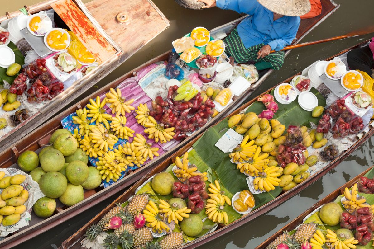 Les meilleurs marchés flottants à découvrir à Bangkok