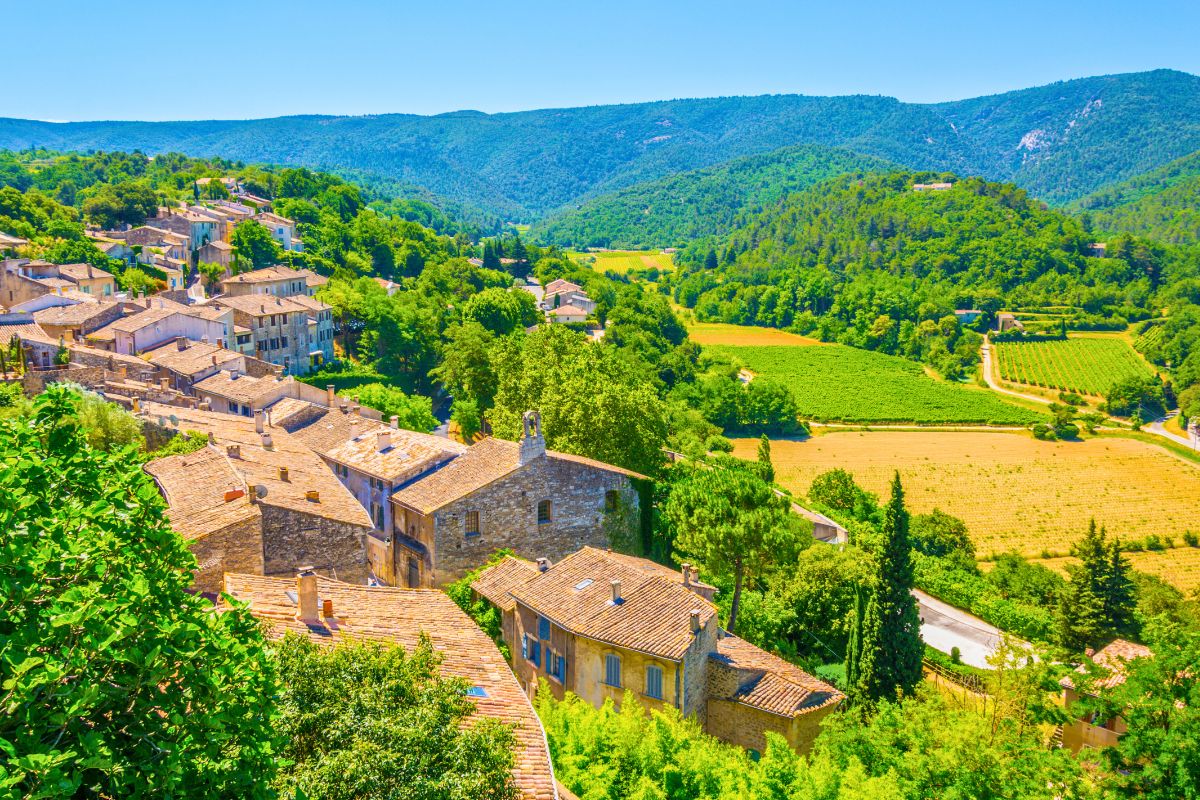 Ménerbes