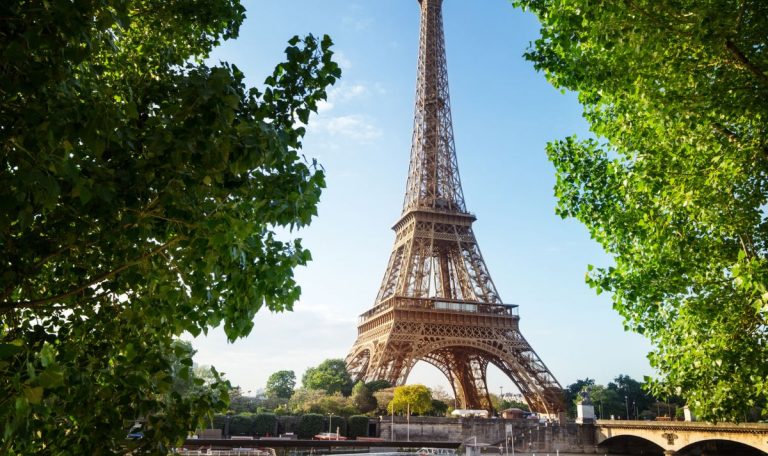 Les 8 meilleurs villages à 2h de Paris seulement !