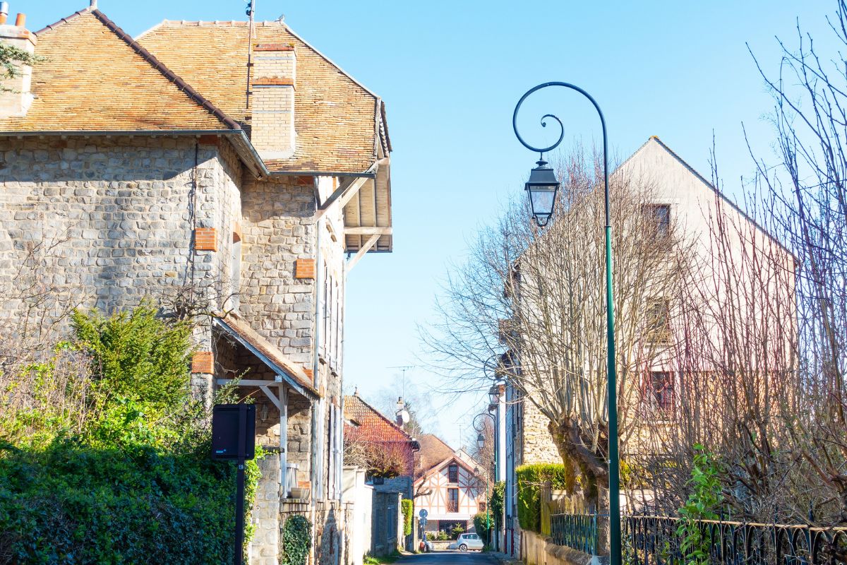 Les 8 meilleurs villages à 2h de Paris seulement !