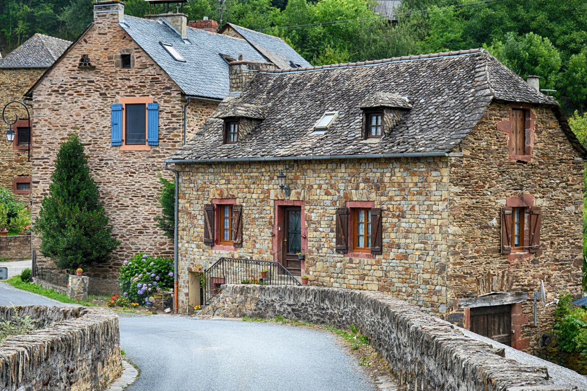 Les 8 meilleurs villages à 2h de Paris seulement !