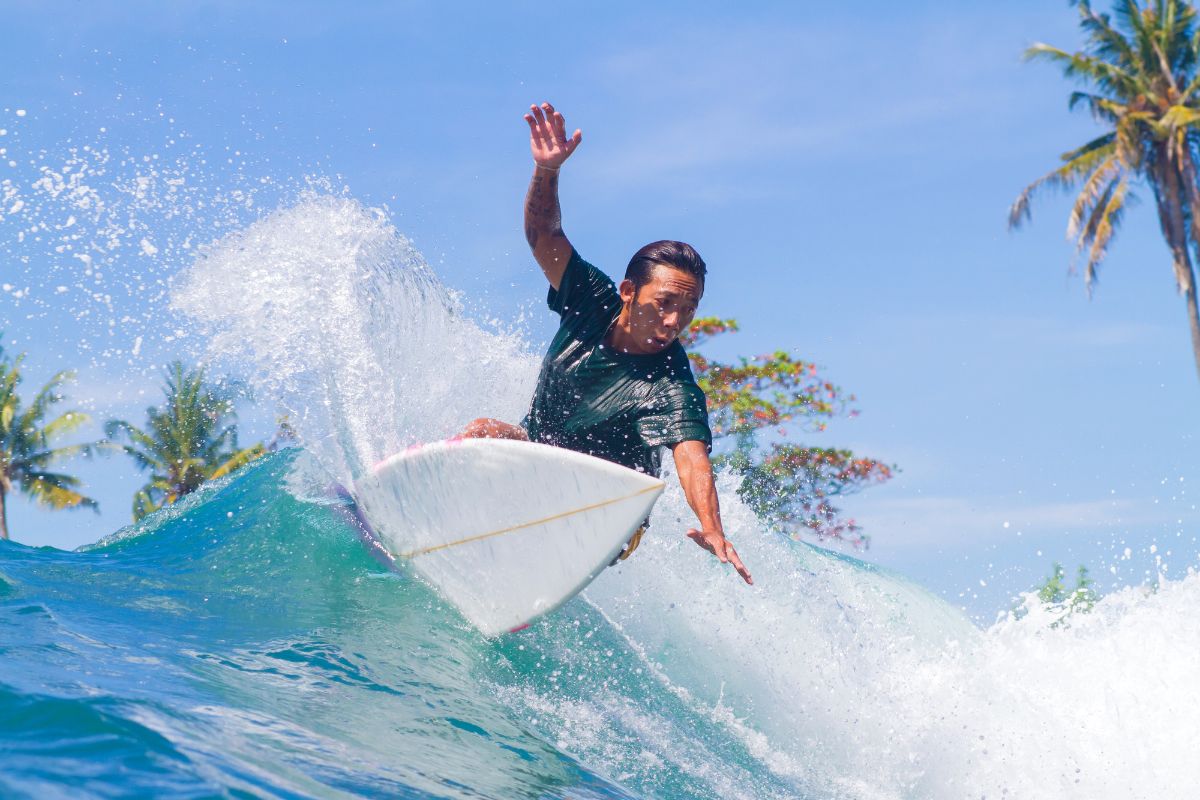 Top 10 des meilleurs spots de Surf à Bali en 2025