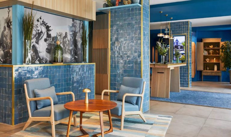 Hôtel Indigo Bordeaux Centre Chartrons 4*