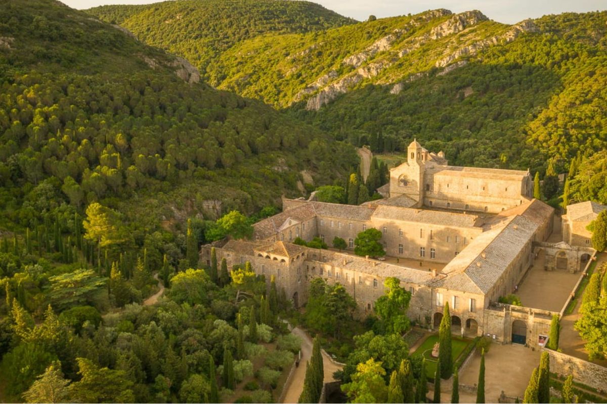 Les 8 plus beaux endroits où faire une retraite spirituelle en Occitanie