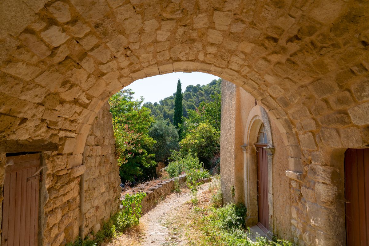 Oppède-le-Vieux Village