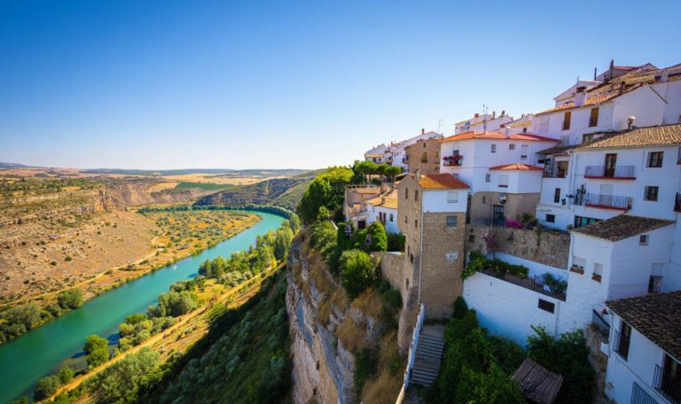 Plus beau village perché espagnol