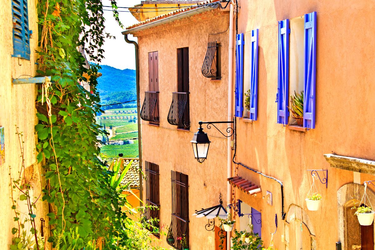 Cadière-d'Azur village