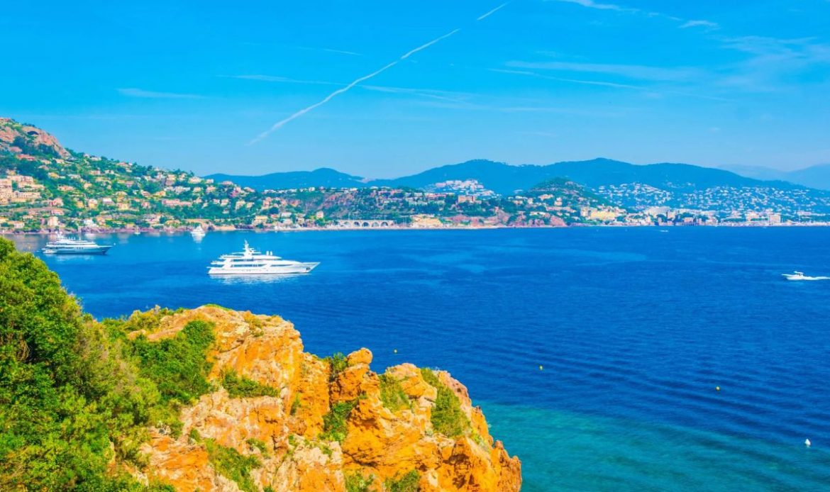 Tiara Miramar Beach Resort 5*