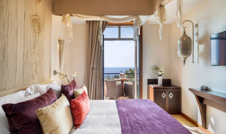 Tiara Miramar Beach Resort 5*