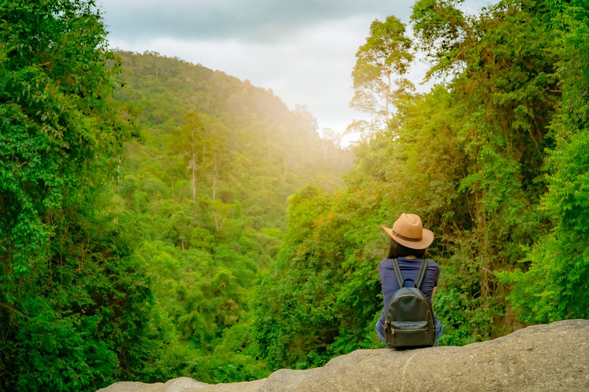 Partir seul.e pour mieux se retrouver : ces 7 destinations transformatrices à vivre pleinement