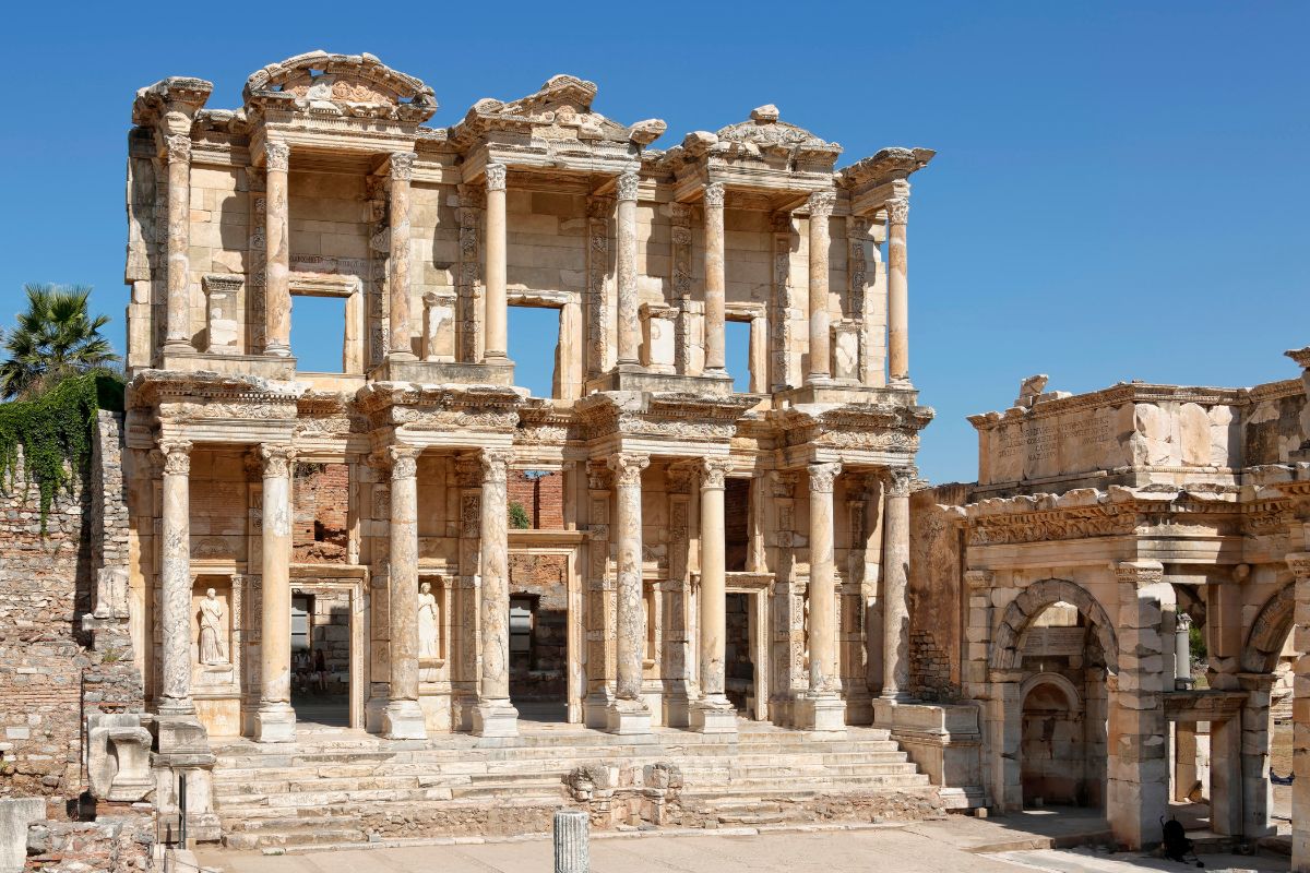 Éphèse, un voyage dans l'histoire : ce qu'il faut savoir avant de visiter cette cité antique en Turquie