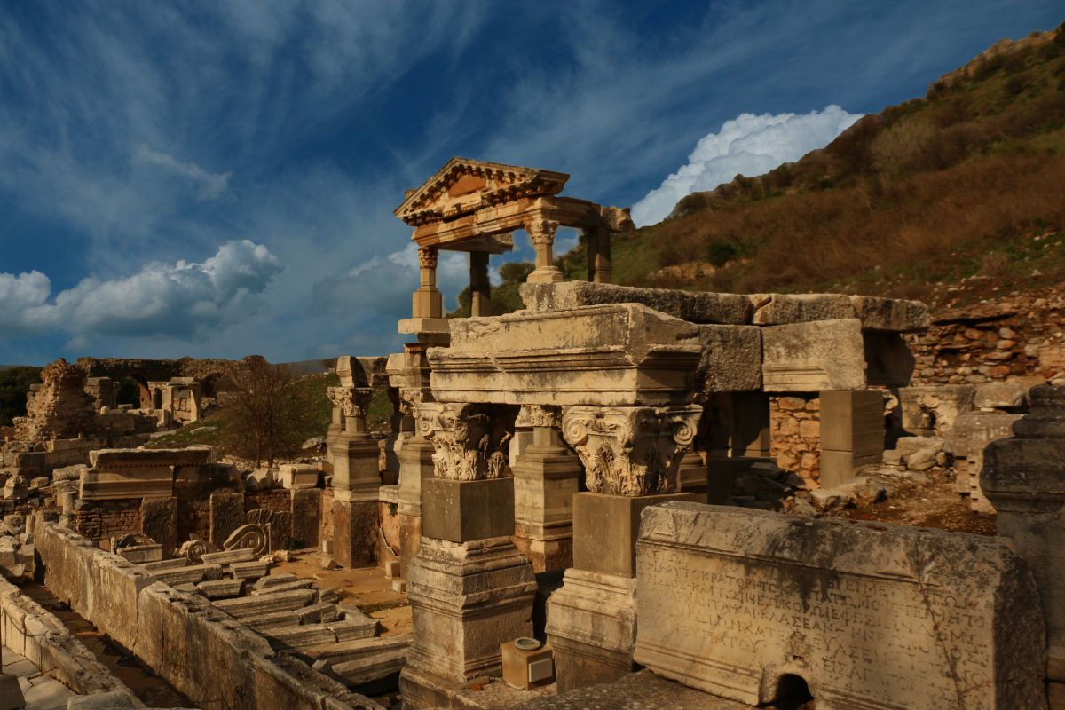Éphèse, un voyage dans l'histoire : ce qu'il faut savoir avant de visiter cette cité antique en Turquie