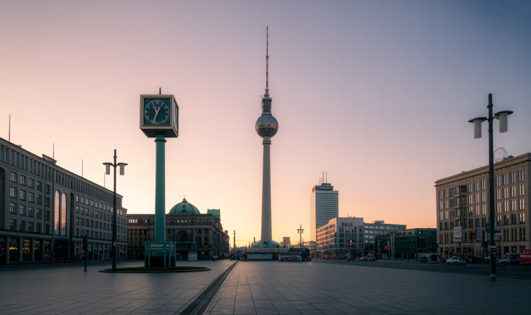découvrez les incontournables de berlin en 3 jours : visites culturelles, quartiers animés, bonnes adresses pour dormir et conseils pratiques pour profiter pleinement de votre séjour.