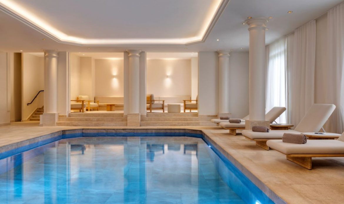 InterContinental Chantilly Château Mont Royal 5*