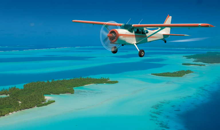 découvrez les différences entre hawaii et la polynésie pour choisir la destination idéale de votre voyage en 2025 : plages, culture, activités et conseils pratiques pour une expérience inoubliable.