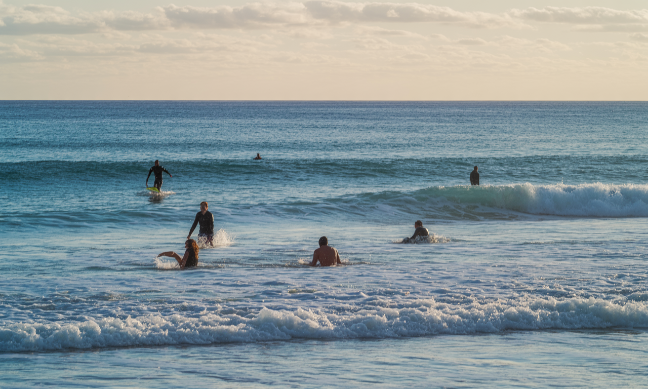 découvrez quel est le meilleur choix entre malte et les canaries pour des vacances ensoleillées en février 2025. comparez climat, activités et ambiances pour un séjour idéal sous le soleil.