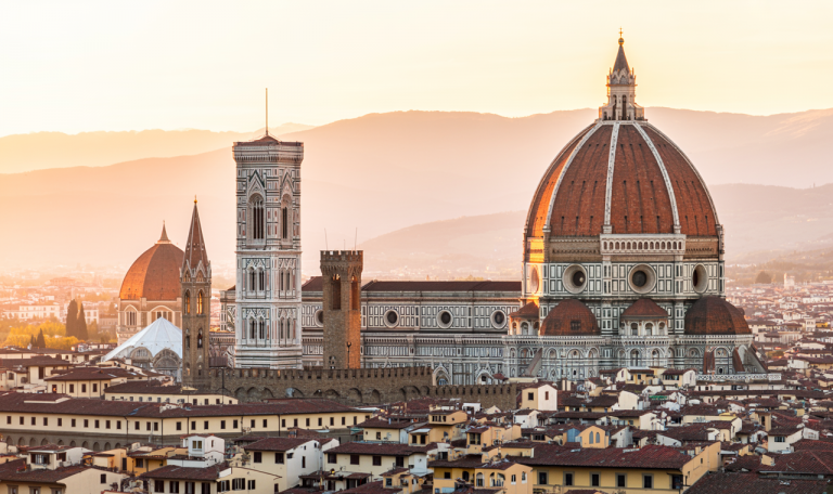 découvrez les incontournables à visiter et les meilleures activités à faire lors de 3 jours à florence : musées, monuments historiques, gastronomie et balades pour profiter pleinement de la capitale de la toscane.